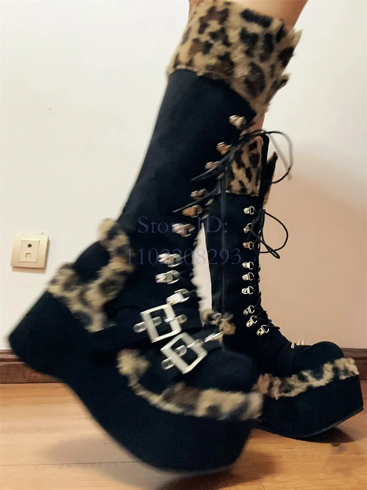 Women Shoes Size Chart - Stivali al ginocchio in pelliccia di