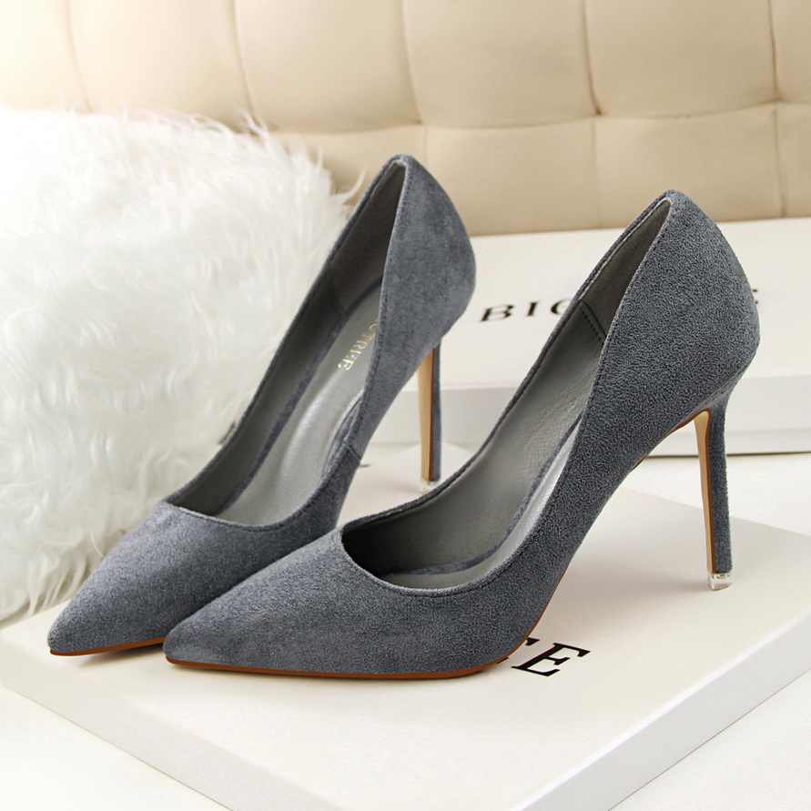 Eleganti décolleté classiche i - Court Heel Pointed recensione e prezzo