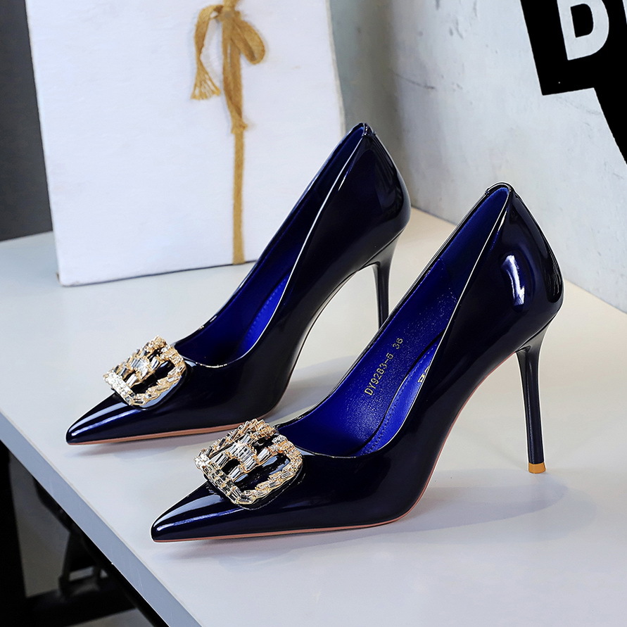 BIGTREE Eleganti Scarpe con Ta - Court Heel Pointed recensione e prezzo